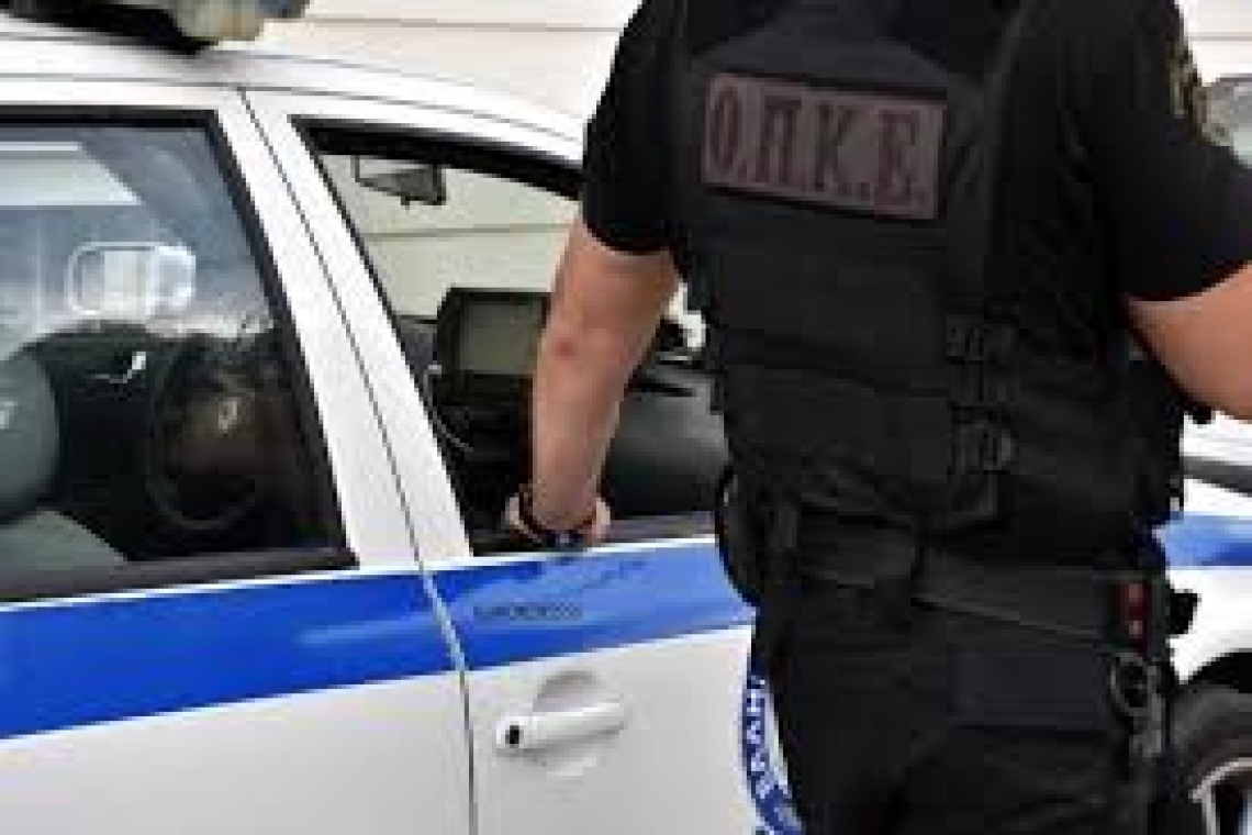 Ιωάννινα: Σύλληψη ανηλίκου για οδήγηση αυτοκινήτου χωρίς άδεια οδήγησης 